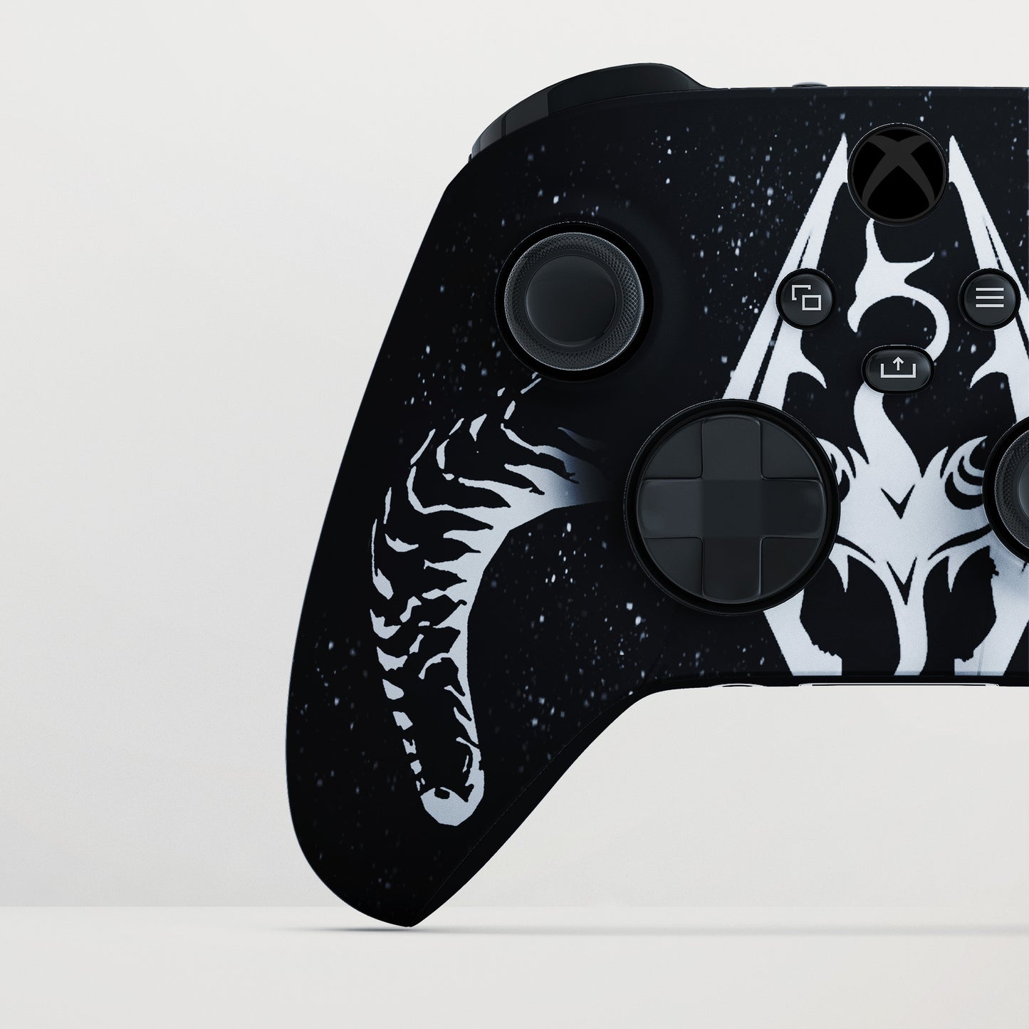XBOX SKYRIM CONTROLLER